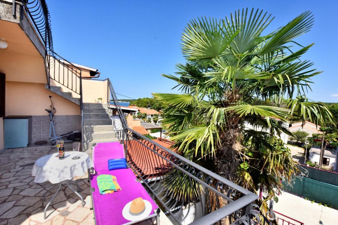 Apartmani Kovac Funtana Exterior photo