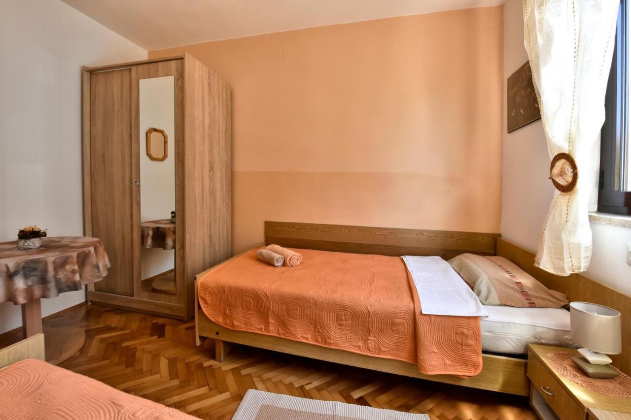 Apartmani Kovac Funtana Exterior photo